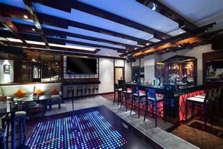 錦糸町「ラウンジ 響」の真実―会員制BARが紡ぐ大人の社交場