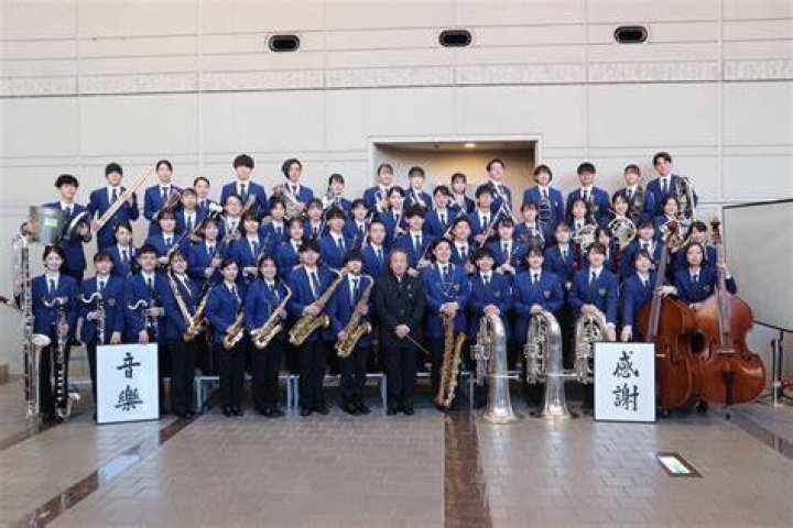 青 藍 泰斗 吹奏楽 部